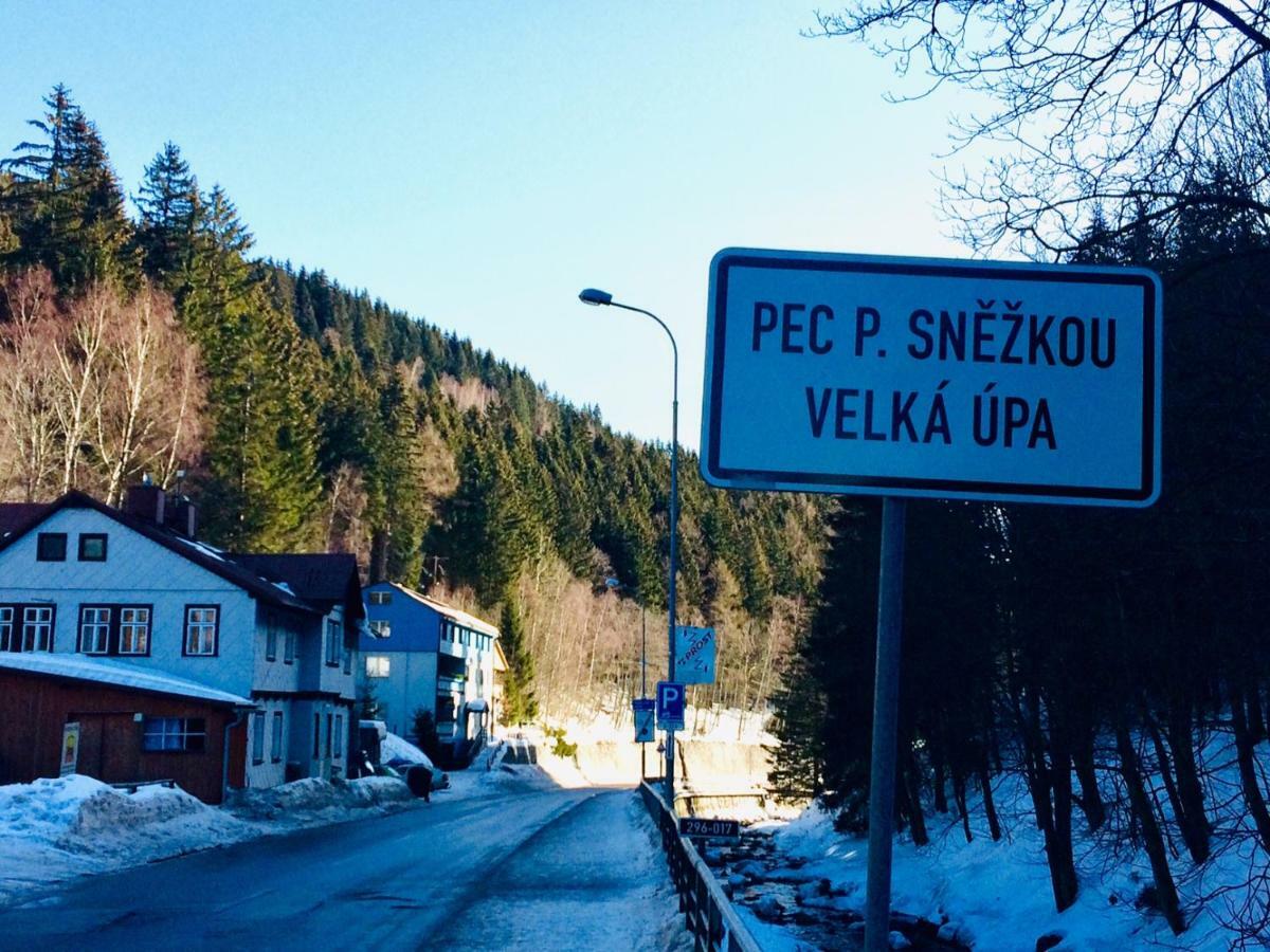 Apartman Horalka Pec pod Snezkou Exteriör bild